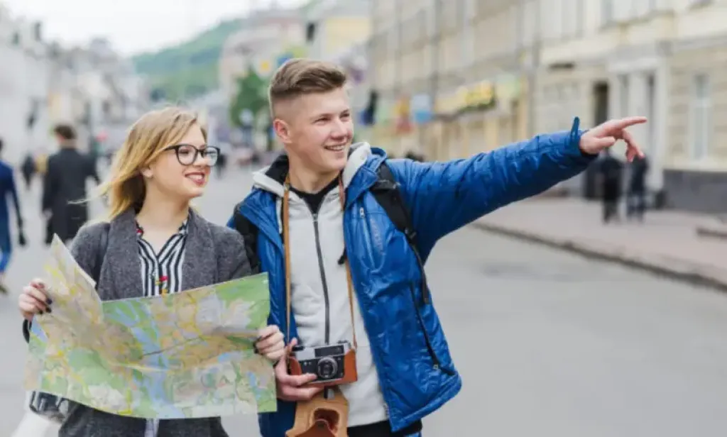 Киян запрошують у подорож містом: серія безкоштовних екскурсій цього літа