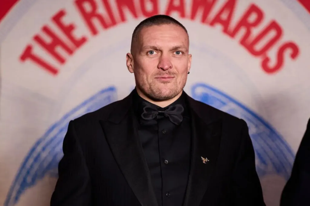 WBO незабаром оголосить рішення щодо бою Усика з Паркером: українець просить відкласти поєдинок через травму