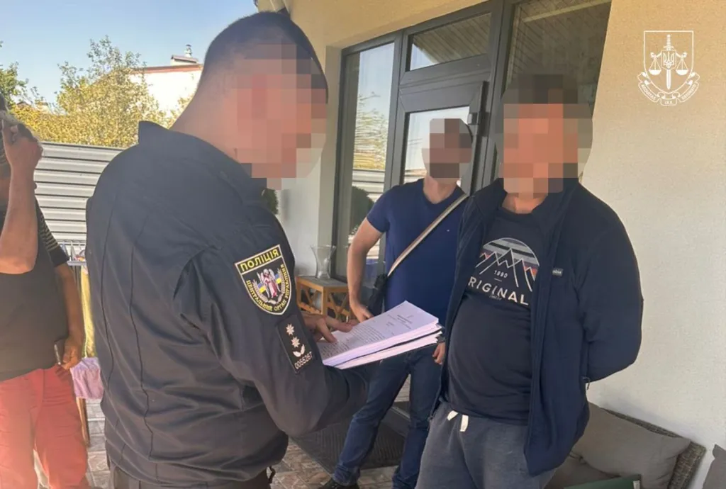 Керівнику КП «Плесо» інкримінують «фіктивні межі пляжів» і розтрату 1,7 млн грн: суд обрав нічний домашній арешт