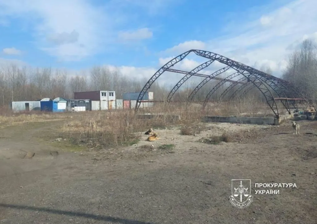 На Київщині викрили схему з привласнення комунальної землі: суд скасував незаконні реєстрації