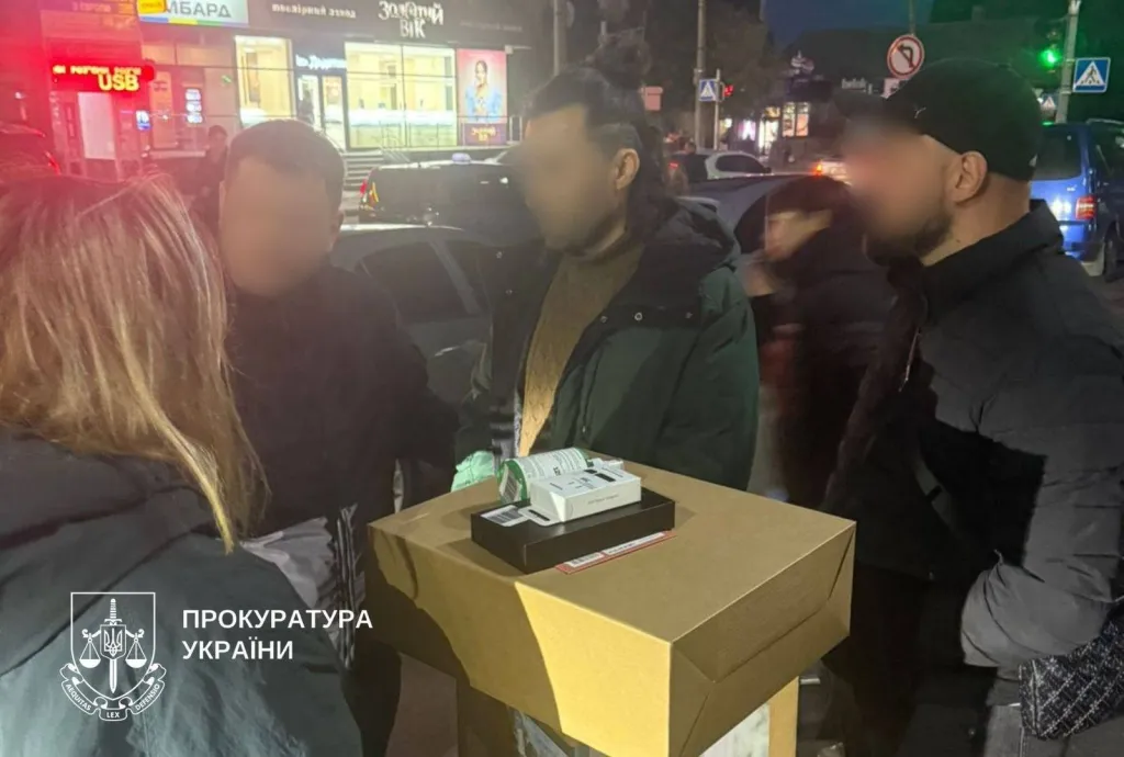 На Київщині затримали водія Mercedes, який побив велосипедиста і залишив його непритомним
