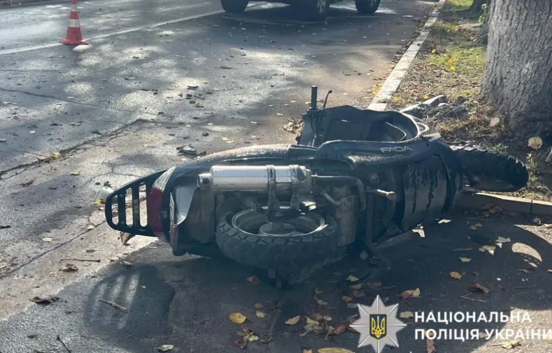 На Київщині у Переяславі під час ДТП постраждала пенсіонерка на скутері