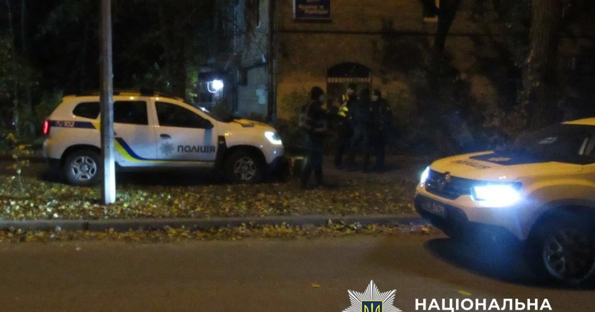 У Києві затримали двох нападників, які пограбували військовослужбовця