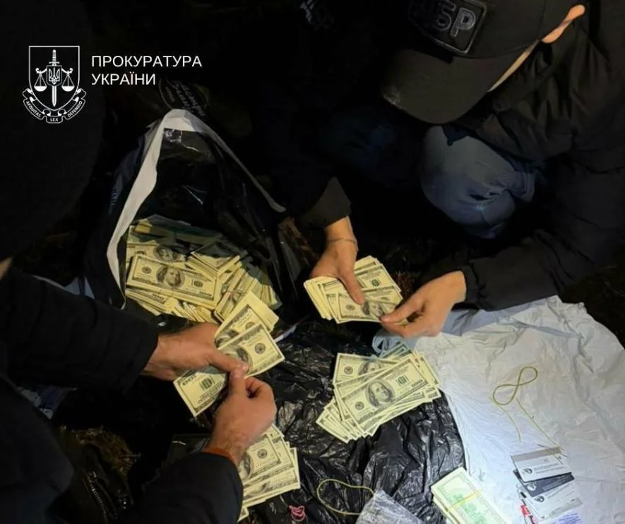 У Києві затримали поліцейського, який зник із речовими доказами на понад 13 мільйонів гривень