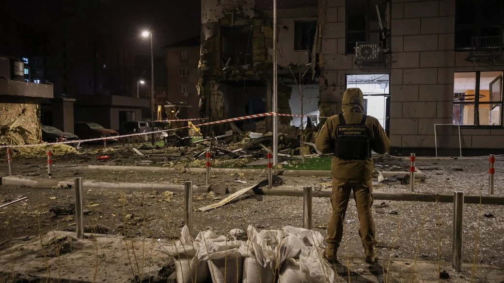 У Києві зруйновано павільйон популярних шоу: обстріл знищив знімальний майданчик СТБ