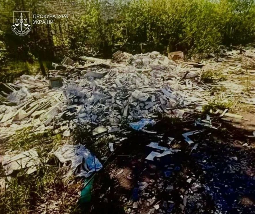 На Оболоні повністю прибрали стихійне звалище площею 2,5 гектара