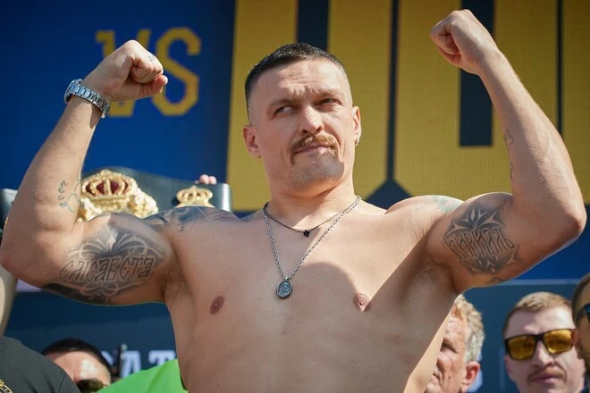 Усик розкритикував можливий бій Джошуа і Пола: «Це більше шоу, ніж спорт»
