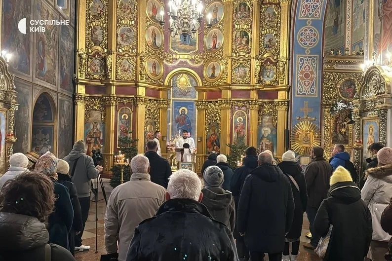 Різдво у столиці: як у Михайлівському соборі зустріли святковий ранок