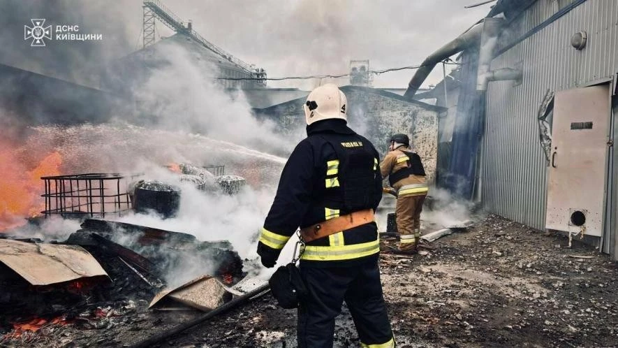 Атаки по енергетиці: частина столиці без світла, фахівці працюють над відновленням