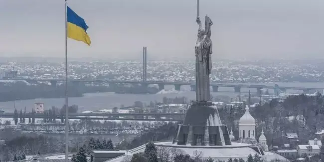 Фунікулер у центрі Києва зупинився через збій живлення