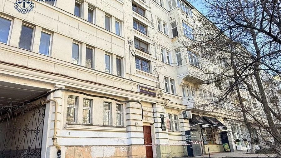 Прокуратура через суд намагається повернути громаді Києва приміщення в будинку, де мешкав Олег Ольжич