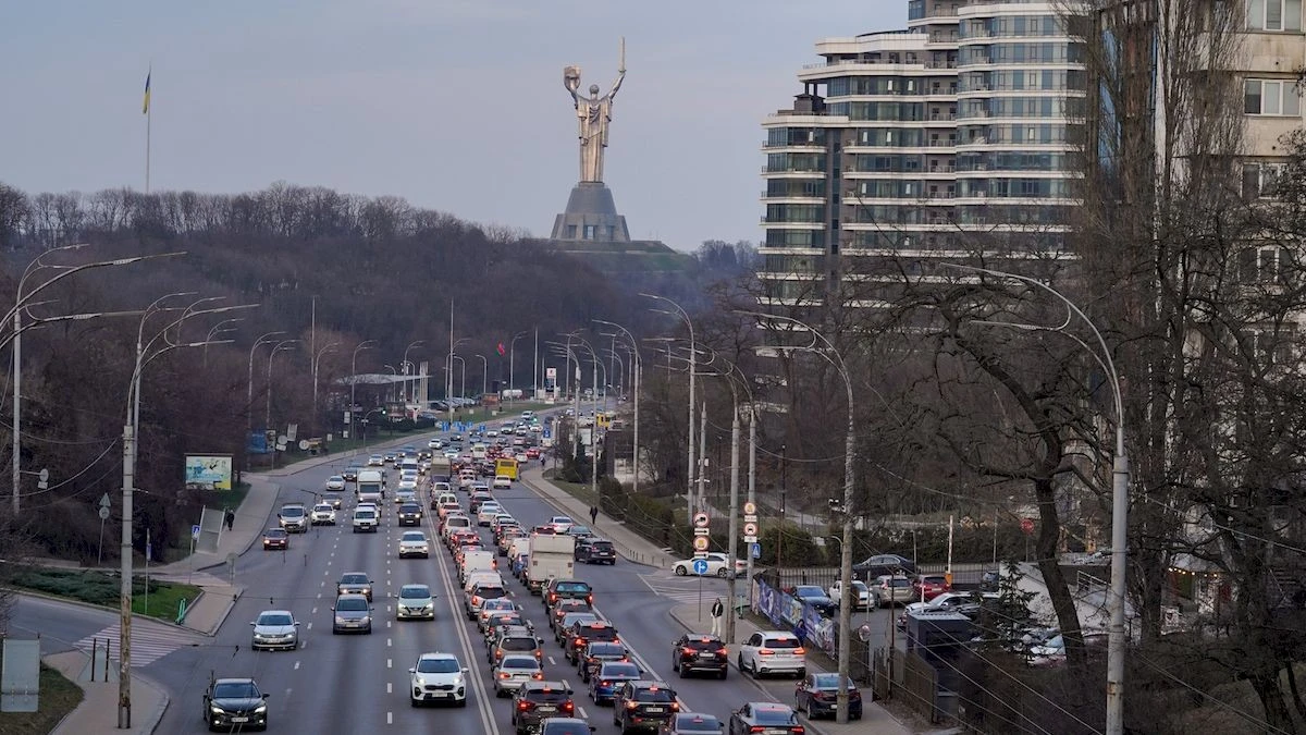 У Києві перевіряють громадський транспорт перед сезоном: що саме змінюють