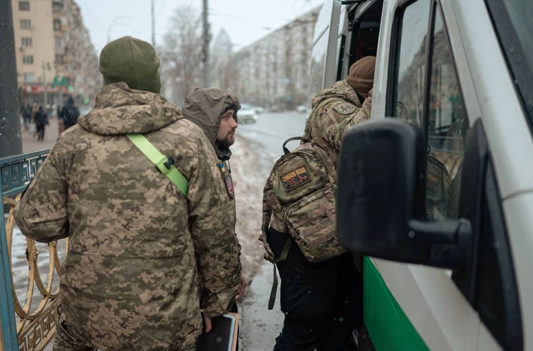 У столиці ветеранів та військових безкоштовно підвозять до госпіталю: деталі соціальної ініціативи
