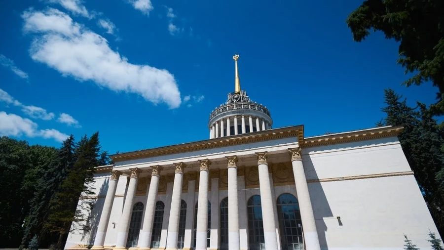 Мистецтво під грифом секретності: на ВДНГ відкриють монументальні радянські панно