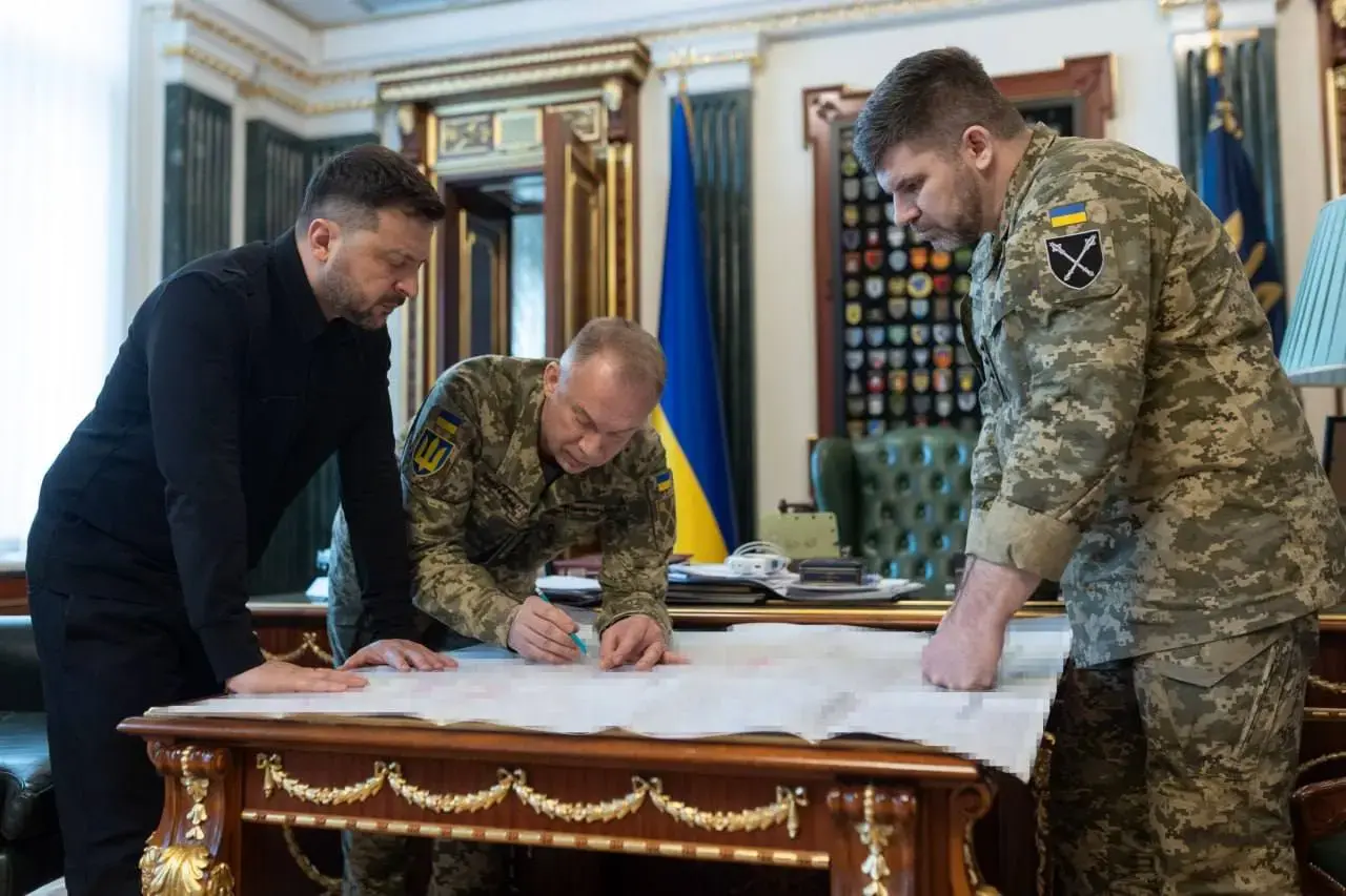Київ готує відповідь: Зеленський повідомив про затвердження нових військових операцій