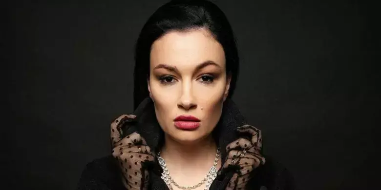 Культурний бойкот: як заява про «київську російську» зруйнувала тур Анастасії Приходько