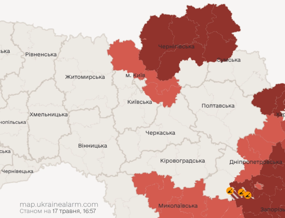 Загроза триває: ворожі безпілотники атакували Київську область, є руйнування