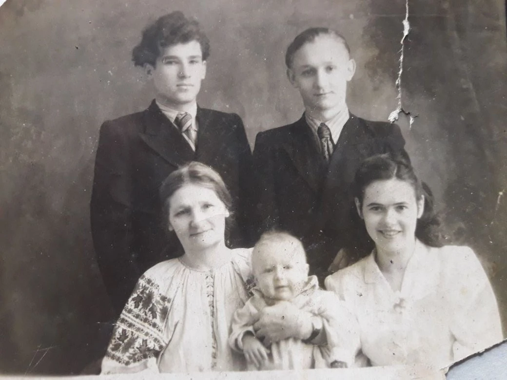 Культурний фронт: обстріл столиці та заблоковане сонце Анатолія Лимарєва в унікальній ретроспективі