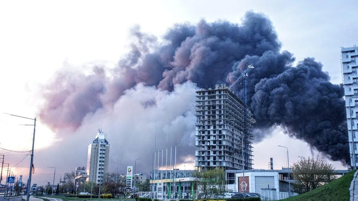 Паливний колапс та черги на мосту: точкові удари Сил оборони паралізували окупований Крим