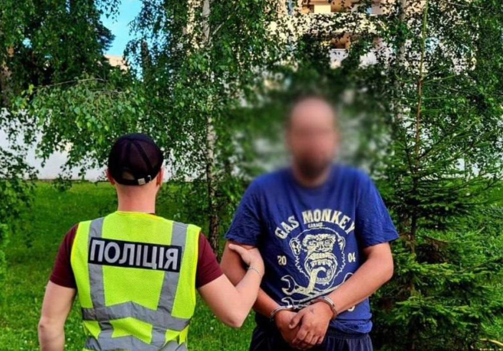 Моторошна знахідка на Святошині: київські правоохоронці затримали підозрюваного в умисному вбивстві